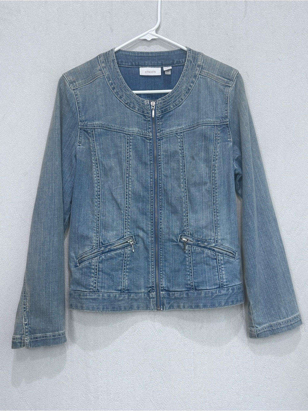 Vintage Chico's Light Wash Full Zip Boho Blue Denim Jean Jacket Women's Sz 1 M
